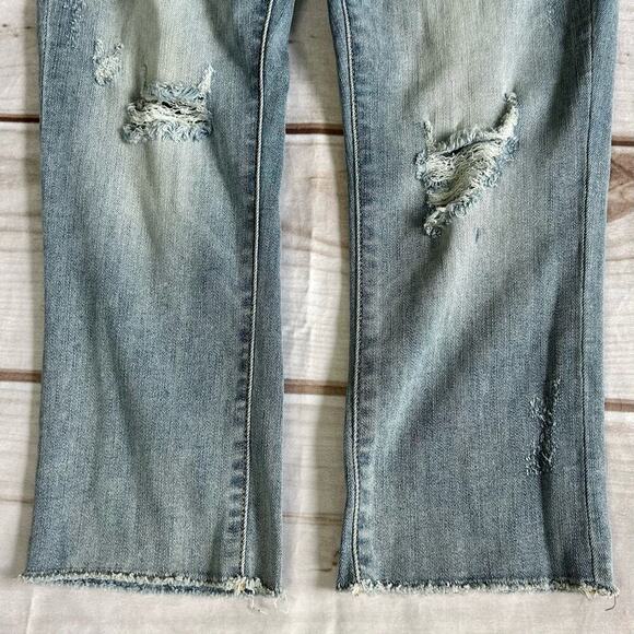 Judy blue women’s Capri crop distressed high rise light wash jeans boho 27 / 4 - Picture 3 of 10
